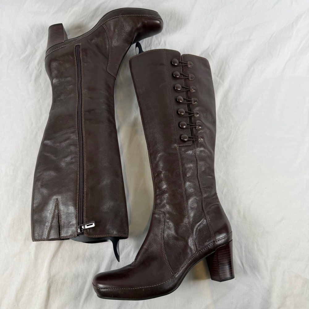 Clarks Artisan Brown Leather Knee High Button Boots Square Toe Block Heel 9M